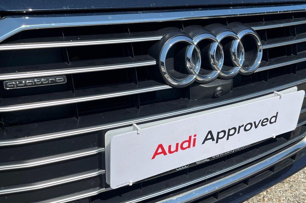 Audi A6 Photo at-f3a5dedca03e4302bc8ab3c6949ddd6f.jpg