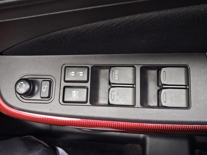 Suzuki Swift Photo at-f3aad460518f4de2a53492756d6ed361.jpg
