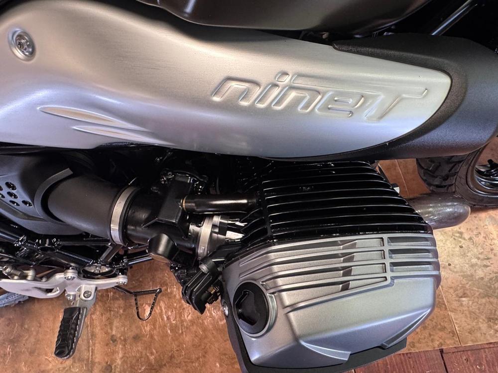 BMW R nineT Scrambler Photo at-f3c6bff8f039478399346eac5d09a9cf.jpg