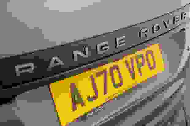 Land Rover RANGE ROVER EVOQUE Photo at-f3d549c940604691953c9b2f9e1ee521.jpg