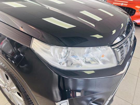 Suzuki Vitara Photo at-f3fa2d0a4ccf4bb7b5e2b84d9b826926.jpg