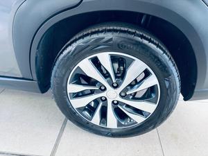Suzuki S-Cross Photo 15