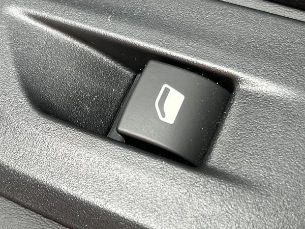 Used Peugeot 2008 LM23OJC 28