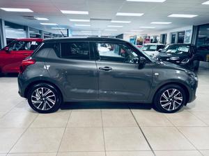Suzuki Swift Photo 8