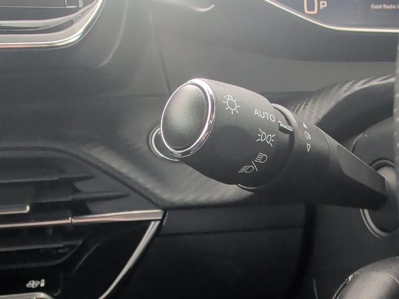 Used Peugeot E-208 AK24KYP 17