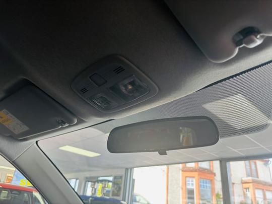 Suzuki Vitara Photo at-f492cdf5e69b4c53be3ae509fb71b596.jpg