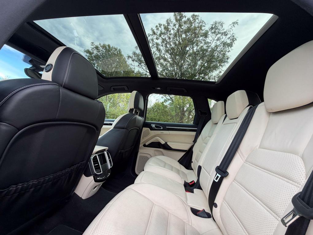 Used Porsche Cayenne W121GHT 13