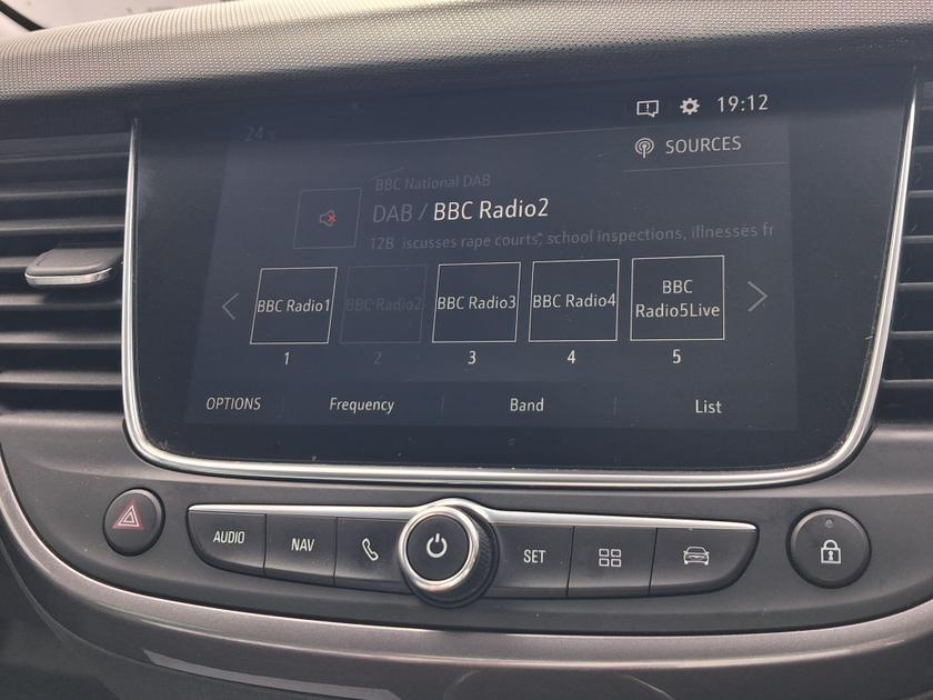 Vauxhall Crossland X Photo at-f4b39c6c7c724036a110766e43202a41.jpg