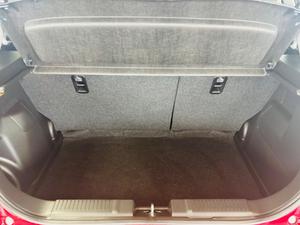 Suzuki Swift Photo 23