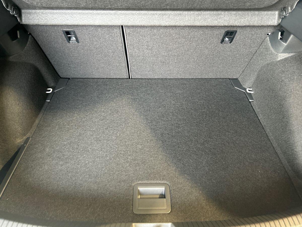Volkswagen Taigo Photo at-f4cfff49f6004a279dc46b917b658e51.jpg
