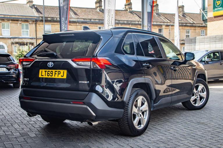 Used Toyota RAV4 LT69FPJ 2