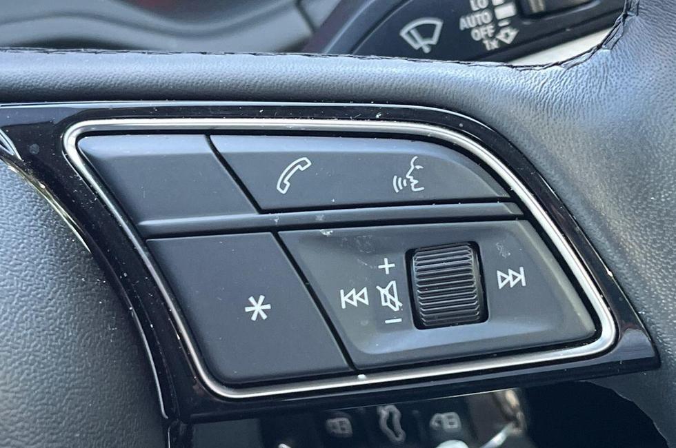 Audi Q2 Photo at-f4e5851ebd9142ed9602dcbc141b4b82.jpg