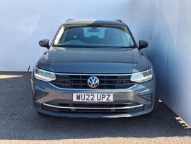 Volkswagen Tiguan Photo 2