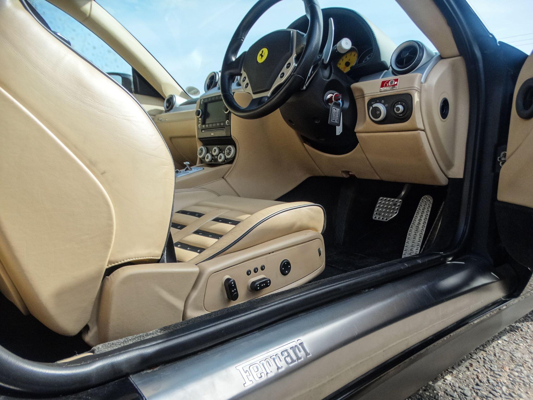 Ferrari 612 5.7 Scaglietti FI Coupe 2dr Petrol Automatic (475 g/km, 532 bhp) — photo 25