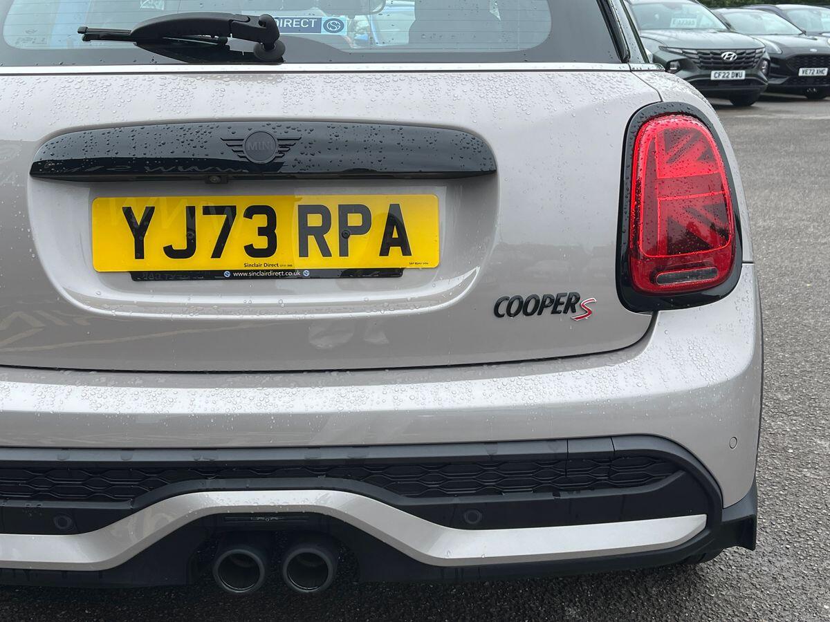 MINI Hatch Photo 19