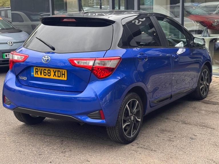 Used Toyota Yaris RV68XDH 8