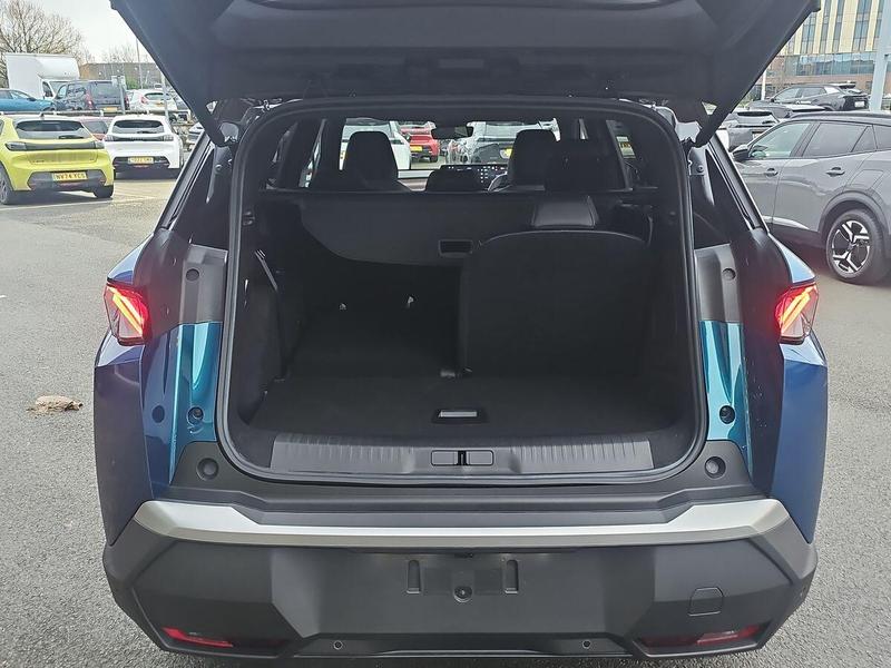 Used Peugeot 5008 202602109822220 19