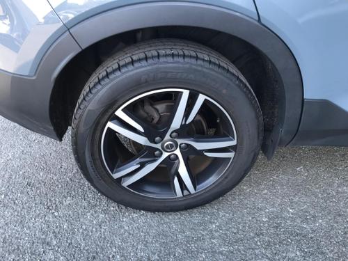 Volvo XC40 Photo at-f583d7b8f5604c9e876cb7cce4b155ca.jpg