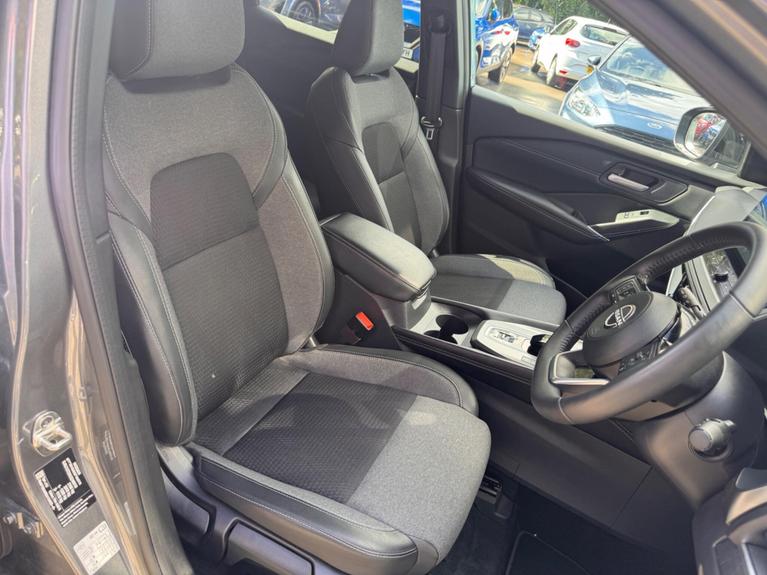 Used Nissan Qashqai OE75VJK 12