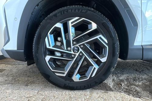 Hyundai TUCSON Photo at-f5a18e5e9c234a769cd5a1845db7083f.jpg