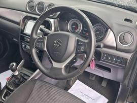 Suzuki Vitara Photo 21