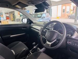 Suzuki Vitara Photo 32