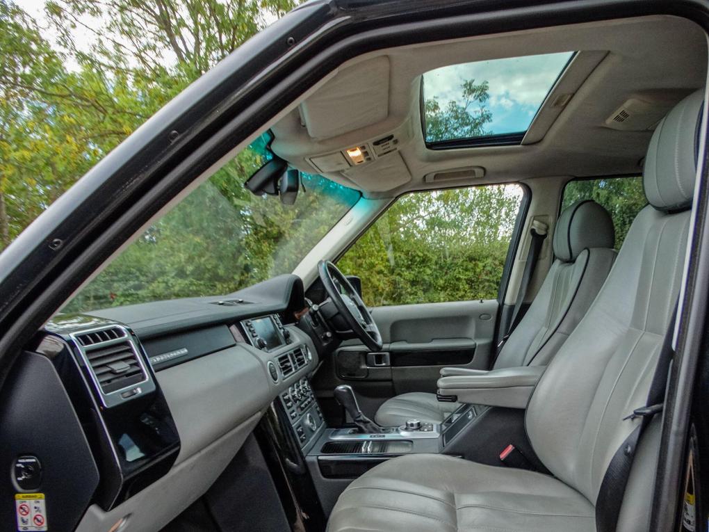 Used Land Rover Range Rover R23RRL 3