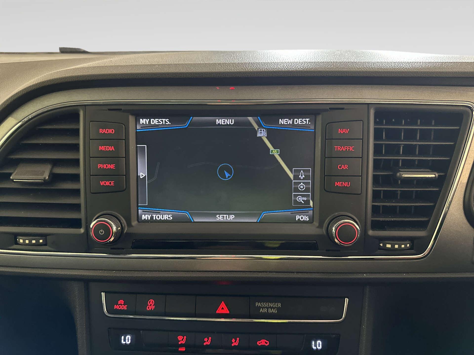 2016 SEAT Leon thumbnail 22