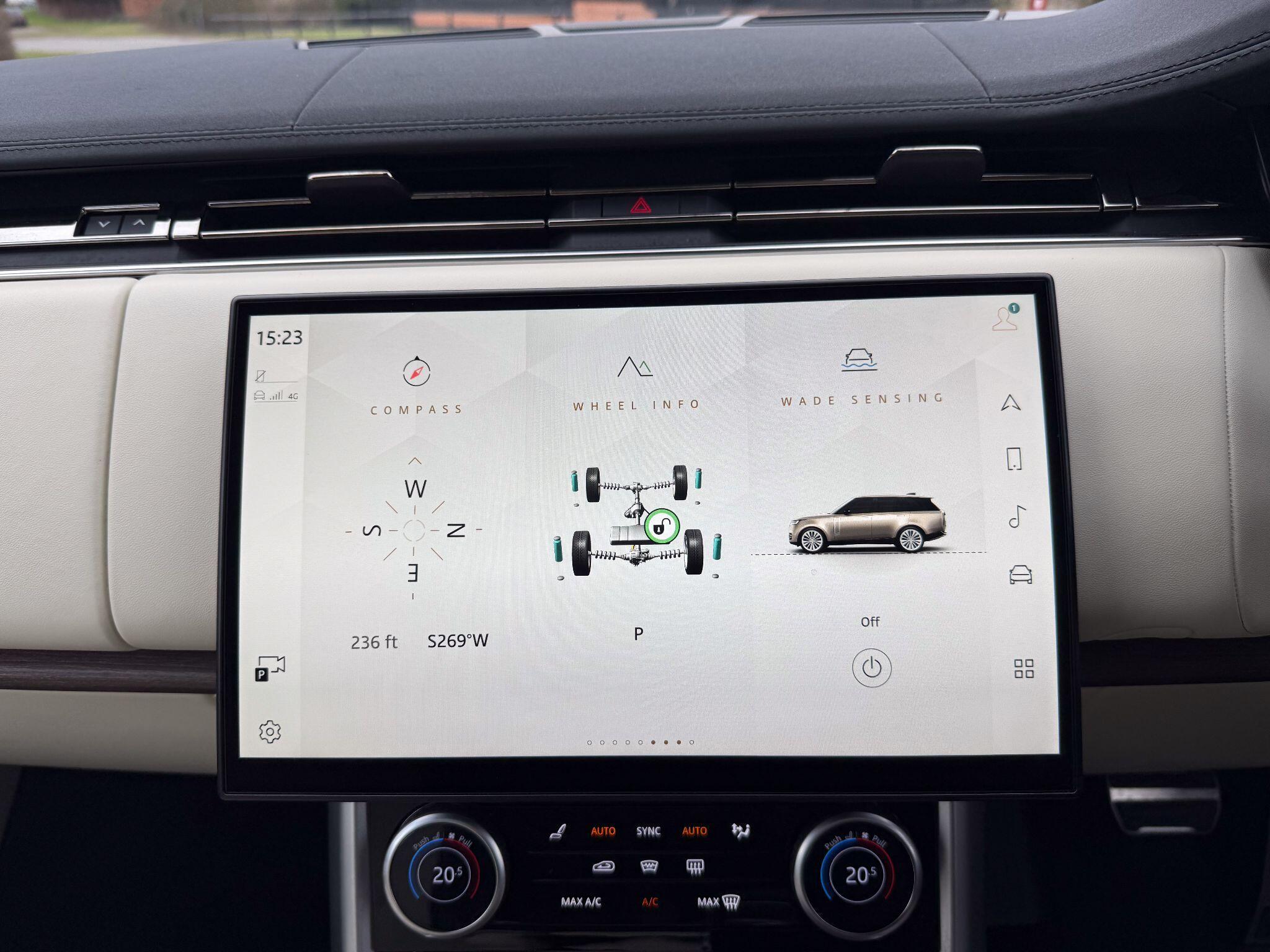 Land Rover Range Rover 3.0 P440e 38.2kWh SE SUV 5dr Petrol Plug-in Hybrid Auto 4WD Euro 6 (s/s) (440 ps) — photo 30
