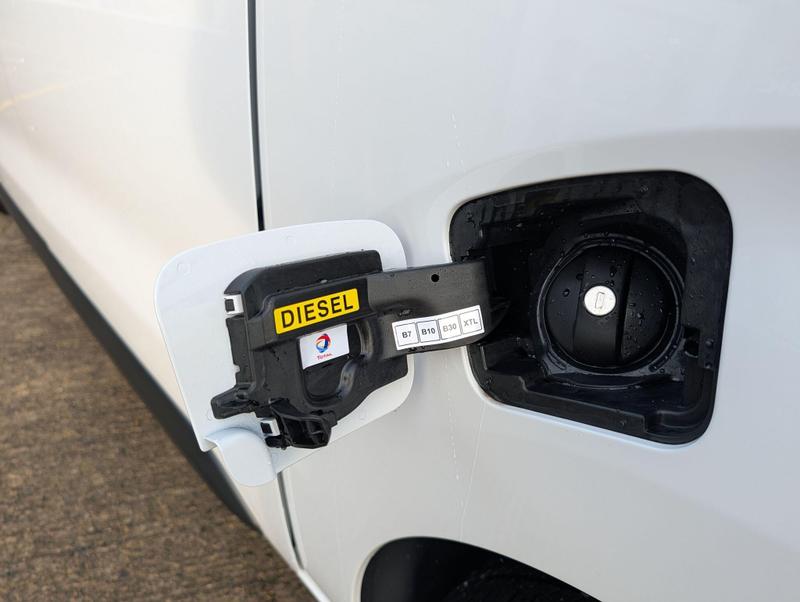 Used Peugeot Expert NV23YMW 21