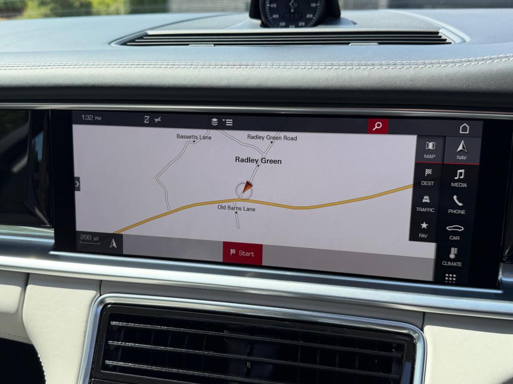 Used Porsche Panamera WV67UNP 16