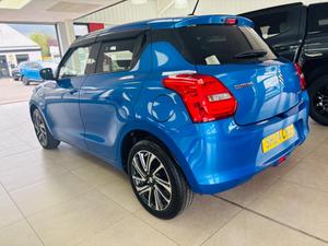 Suzuki Swift Photo 4