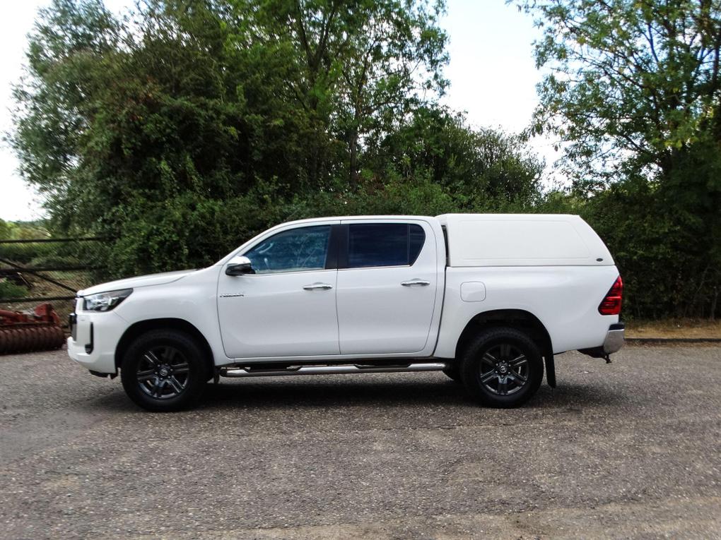 Used Toyota Hilux GC21BGZ 2