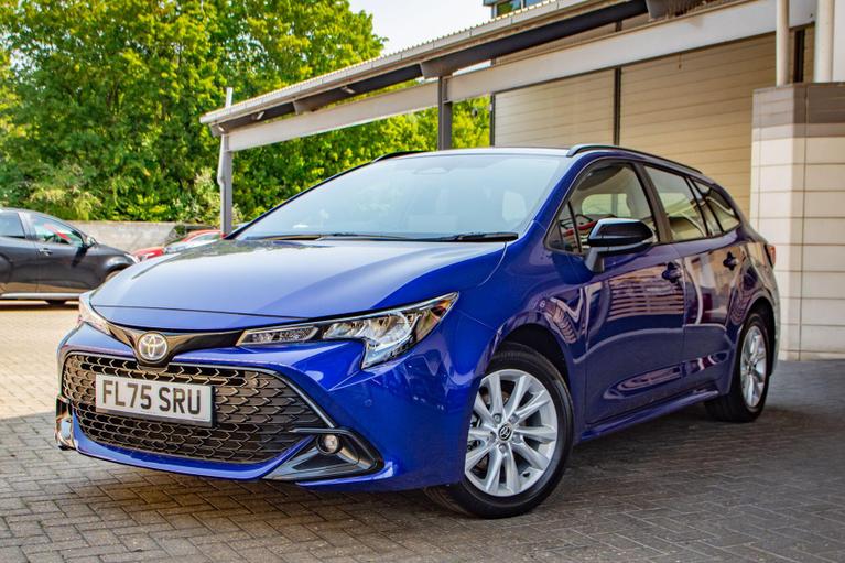 Used Toyota Corolla FL75SRU 8