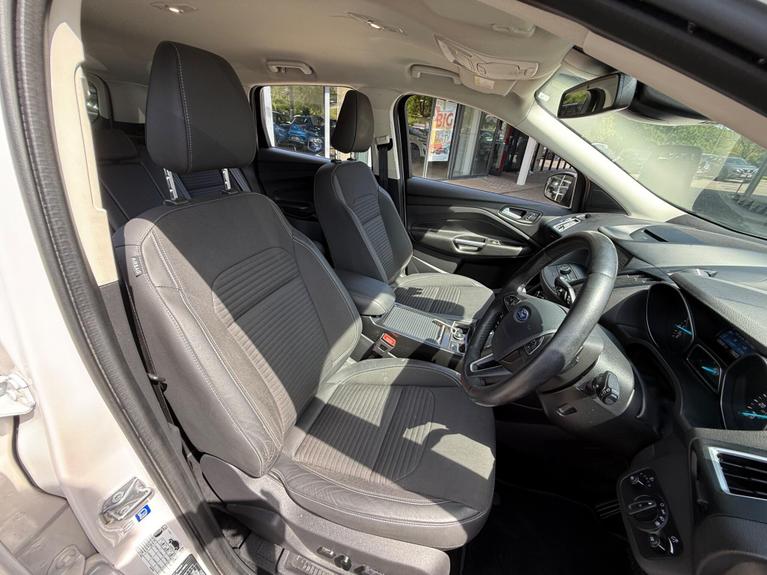 Used Ford Kuga ET68EHG 11