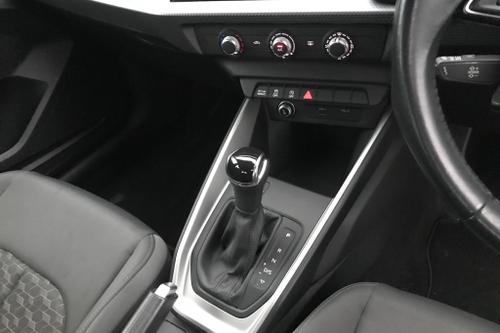 Audi A1, Audi A1, Audi A1 covering noir mat - Audi A1: Covering