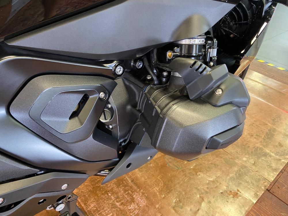 BMW R 1300 RS Photo at-f6dc993ee742467cb0e2dcc8d63b32e4.jpg