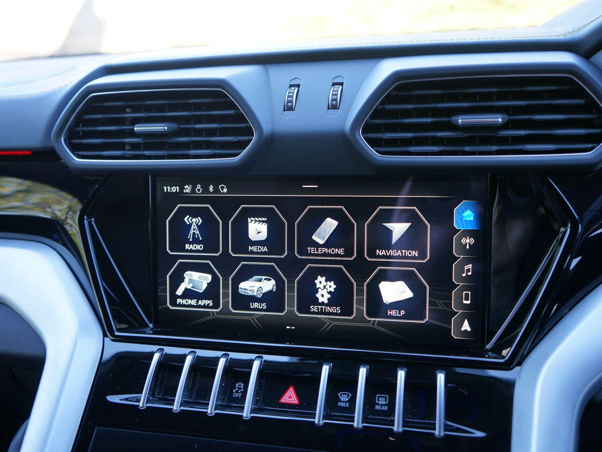 Lamborghini Urus 4.0 V8 BiTurbo SUV 5dr Petrol Auto 4WD Euro 6 (650 ps) — photo 37