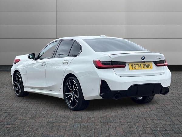 BMW 3 Series Photo at-f6f6fa0b541e498a9193606b027b9420.jpg