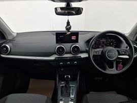 Audi Q2 Photo 11