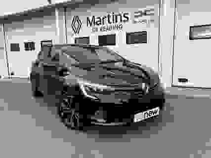 Used 2022 Renault Clio 1.6 E-TECH S Edition Auto Euro 6 (s/s) 5dr at Martins Group