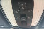 Mercedes-Benz E-CLASS Photo 46