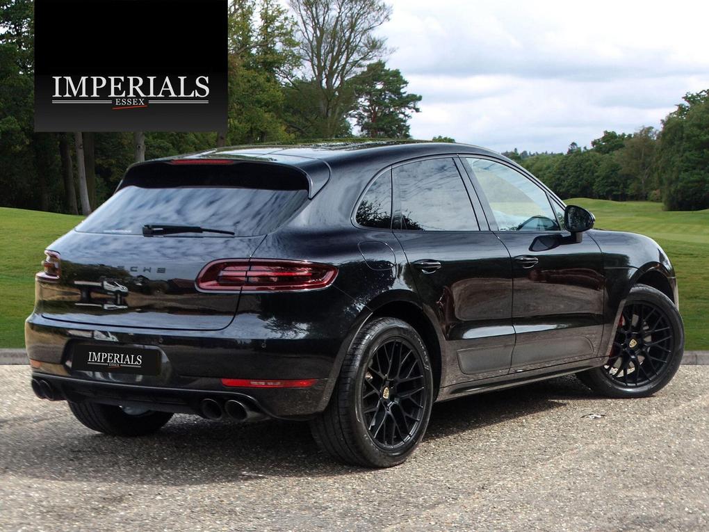 Used Porsche Macan RJ17MJF 4