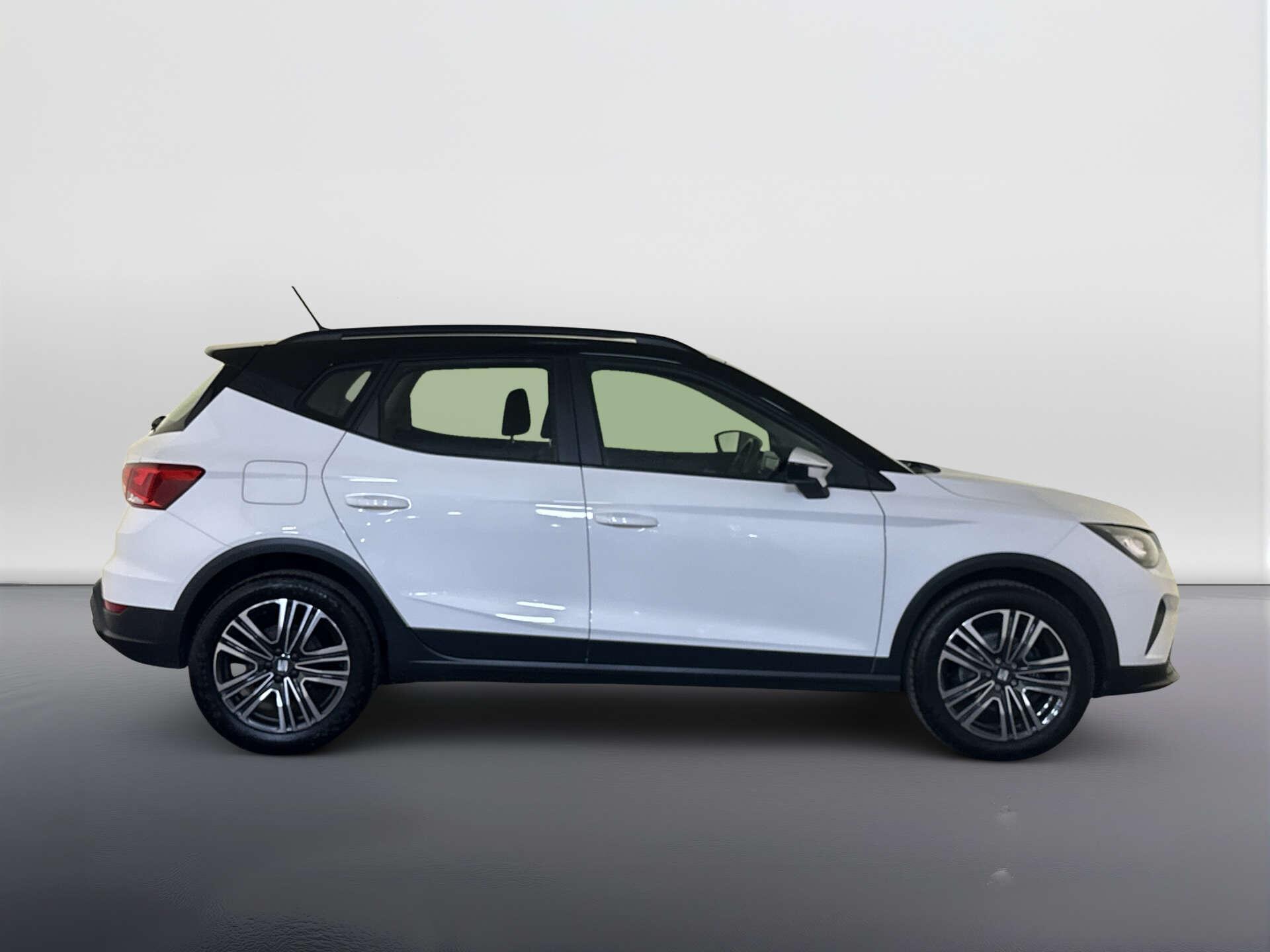 2023 SEAT Arona thumbnail 12