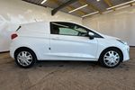 Ford FIESTA Photo 5