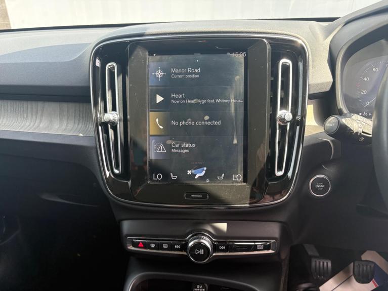 Used Volvo XC40 OE68UHH 14