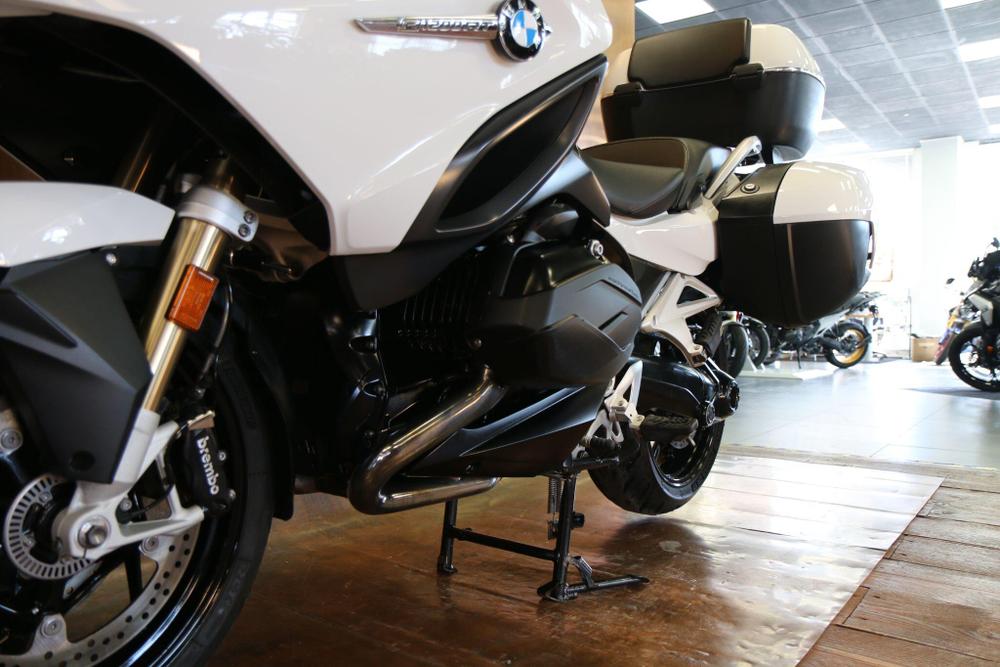 BMW R 1200 RT Photo at-f892689b80e246c2b01c4234a68c821e.jpg