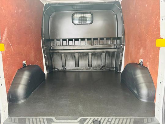 Ford Transit Custom Photo at-f8b28e6d89c3455a9ca6268e080e6904.jpg