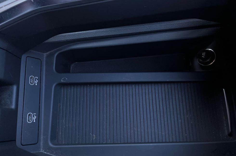 Audi e-tron Photo at-f8b7d965748a460cb522c518bacc450e.jpg