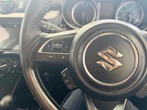 Suzuki Swift Photo 28